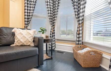 Beautiful downstairs 1bed 1bth charmer- Pet Friendly - Foto 5