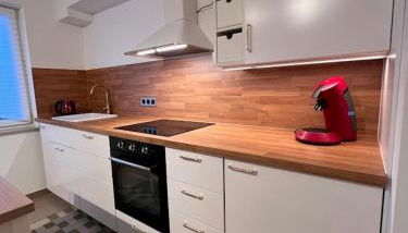 Großes Apartment 74m2 mit Balkon & Parkplatz - Steakhouse Esmeralda - Foto 5