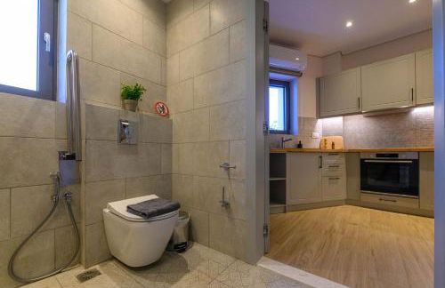 Kannas Mani Luxury Suites -Adults Friendly 14 Plus - Photo 124