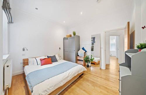 Mallard Suite with Parking Duckling Stays - Foto 9