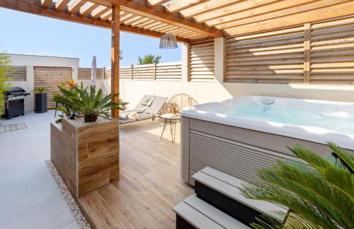 L'entre deux-suite romantique - jacuzzi privatif - clim réversible - wifi - Foto 3