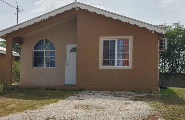 Beautiful 1-bed House in Old Harbour, Gated - Foto 1