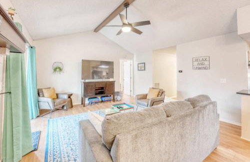 Modern Bentonville Retreat - Sleeps 6 Near Trails - Foto 23