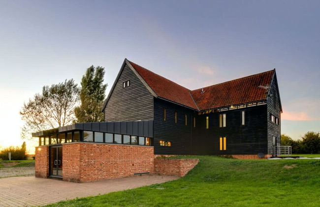 Grand Suffolk Barn Conversion - Foto 44