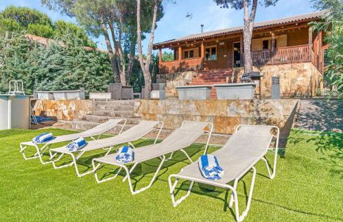 Cozy wood cabin, Casino, Pool, 25 min to Madrid Center - Foto 12