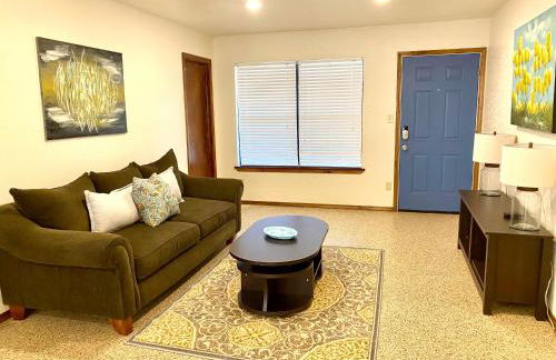 Near to OUHSC Hospitals-Garage Studio - Photo 87