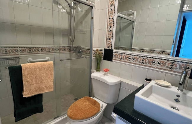 Gorgeous Ocean View 1br With Beach Access & Pool - Photo 7