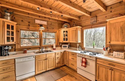 Private Sapphire Valley Resort Cabin with Mtn Views! - Foto 11