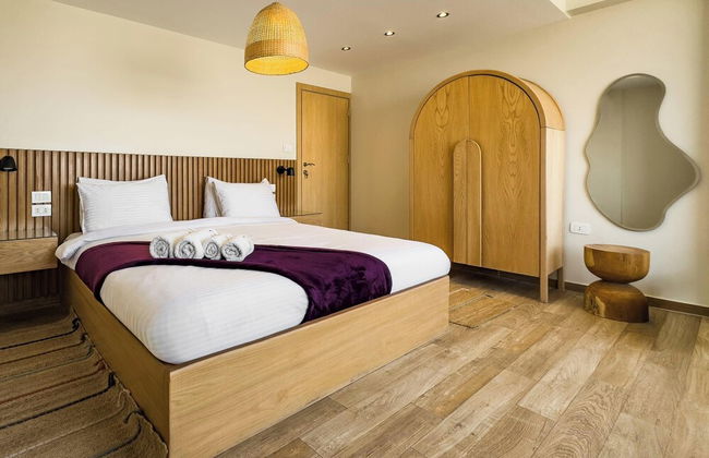 Xuru Stays I Jacuzzi Studios @ The Pyramids - Foto 69