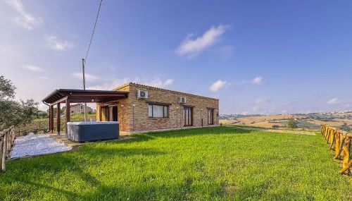 Private Pool & Jacuzzi with View by Host Hero - Foto 2