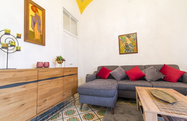 Charming Townhouse With Aircon Only 500m From the Marina and the Typical Market - Foto 4