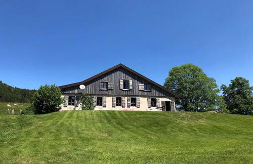 Maison de charme Haut-Jurassienne - Foto 1