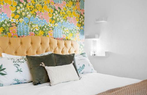 Nature-Inspired Stay with Pool, Fire Pits and More - Foto 50