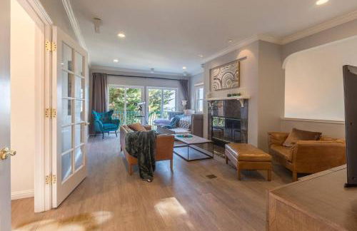 @ Marbella Lane Tuscan Villa with Hot Tub - Photo 44