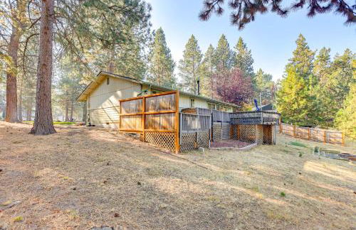 Ping-Pong and Private Hot Tub Family Cabin in Bend! - Foto 23