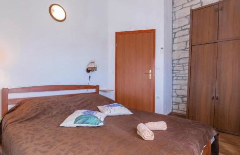 Beautiful Home In Hrboki With Wifi - Foto 24