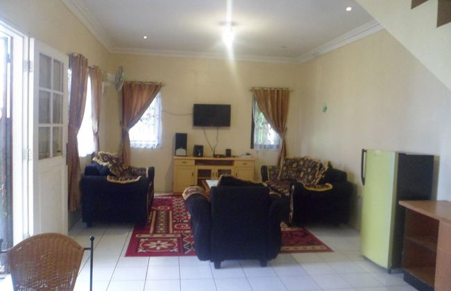 Villa Kota Bunga Protea - Photo 10