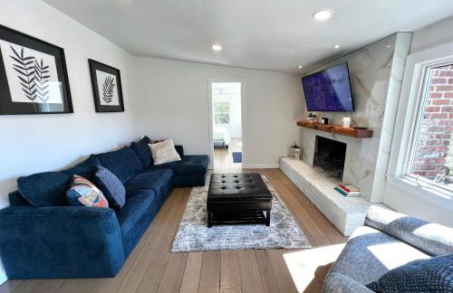 Waterfront Lakehouse Getaway in Clinton with HOT TUB - Foto 6