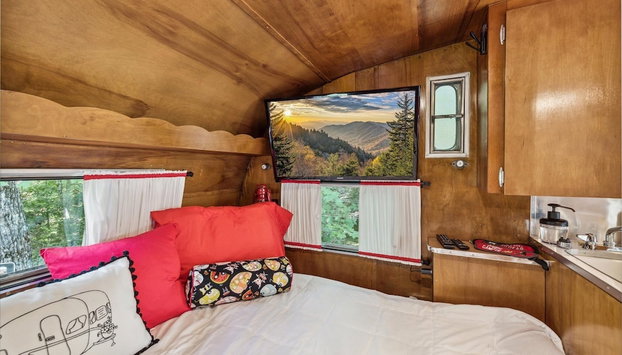 Shasta Mountain Escape 1 Bedroom Home by RedAwning - Foto 3, Habitación