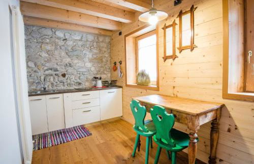 Apartment Albergo Diffuso - Cjasa Ustin-5 by Interhome - Photo 2