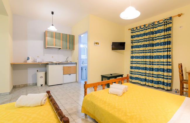 Regina Apartments - Photo 20