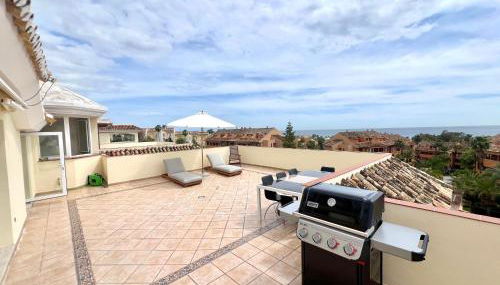 Fantástico Ático Dúplex en Marbella, con vistas al mar y a 300 metros de la playa - Photo 4