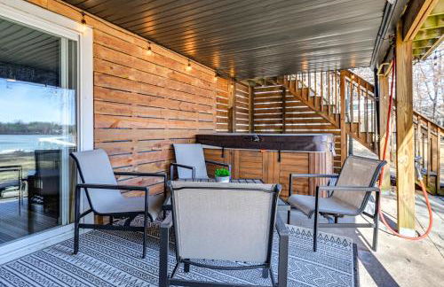 Boat Dock, Hot Tub and Deck Lakefront Nekoosa Home! - Foto 27