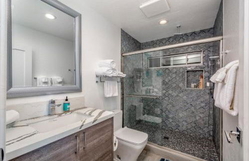 Bond House 4 Bedroom Home by RedAwning - Foto 22