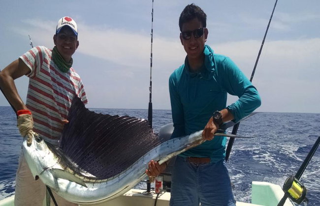 Ocean Giants and Coastal Gems: Your Ultimate Fishing Experience - Photo 5