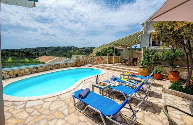 Loggos Seaview Cottage with Pool by Konnect - Photo 15