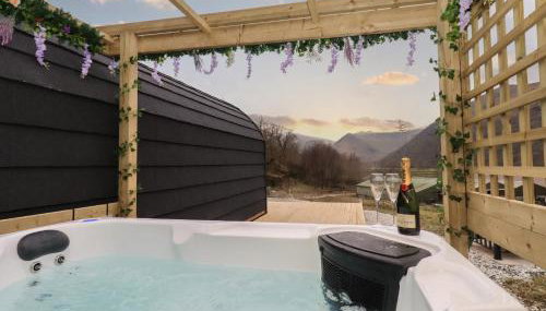 Jenny - Crossgate Luxury Glamping - Foto 3