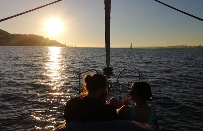 Crucero Romántico en Cascais - Tour Privado - Foto 2