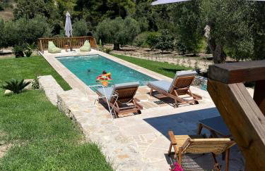 Paralia Homes cheerful 2 bedroom with pool, unit #1 - Foto 65