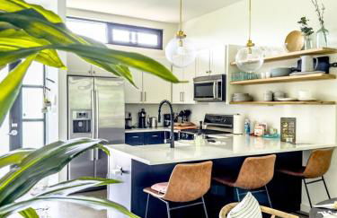 Lamar Treehouse - Photo 8