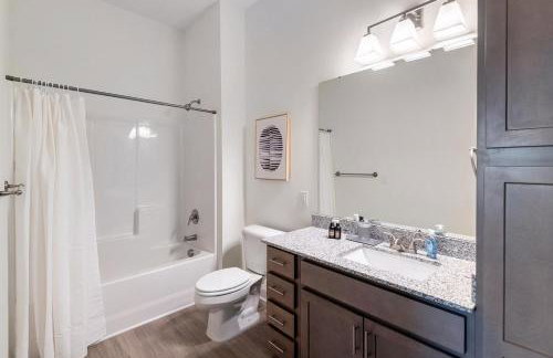 Landing Beautiful 1BD Pool Clubhouse - Foto 47