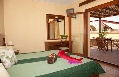Mylos Hotel Apartments - Photo 132
