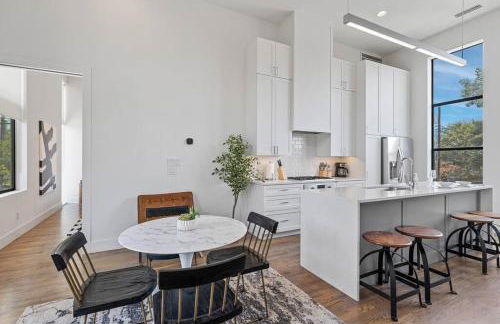 Beautiful Perfectly Located Luxury 2 Bed Townhome - Foto 22