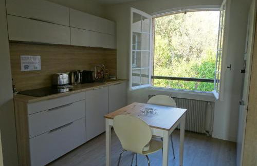 06D - Appartement spacieux avec terrasses, jardin et piscine - Foto 19