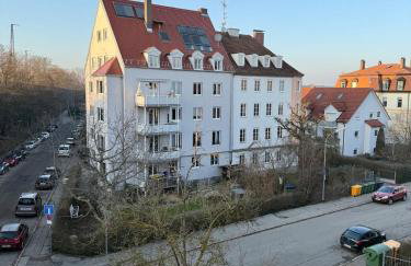 Elegante Jugendstil-Wohnung - ruhige Lage nähe HBF - Foto 11