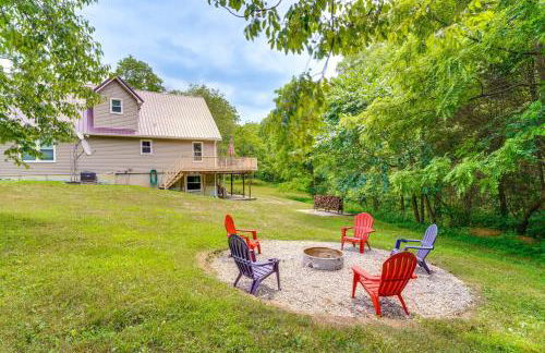 Modern Eckerty Home with Deck on Patoka Lake! - Foto 26