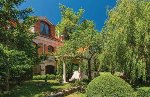 Amazing Villa In Slime, rest for mind, body and soul - Nature, garden and outside swimming pool - Foto 18