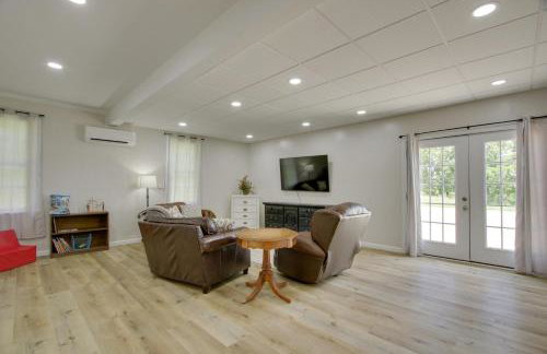 Spacious Rural Getaway in Lexington with Deck! - Foto 15