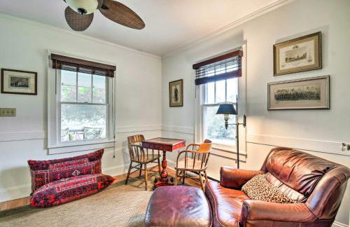 Restored 1920s Cottage on 1 Acre with Fire Pit - Foto 5