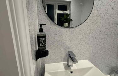 Brain Properties Limited - Contractor and Leisure Stay 4 Bedroom all ensuite house with Parking - Photo 30