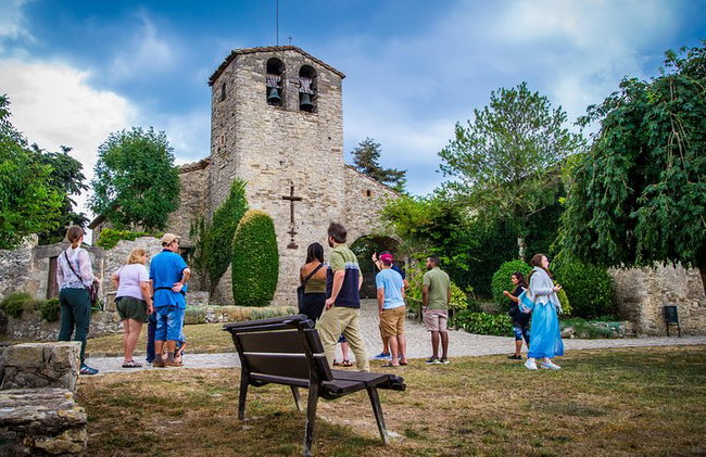 Medieval Three Villages Small Group Day Trip from Barcelona - Photo 5