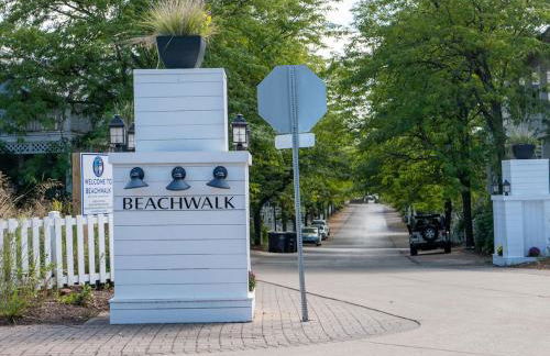 Sanctuary at Beachwalk - Foto 46