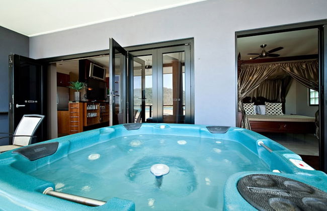 at Waterfront Whitsunday Retreat - Photo 2