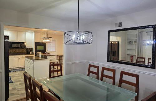 Luxury Southern Mansion w/ Pool - Foto 12