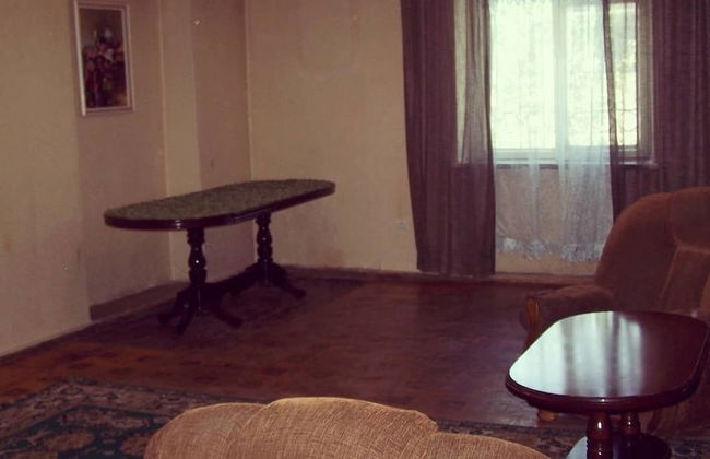 B&B Sunrise House Aygavan Armenia - Photo 4