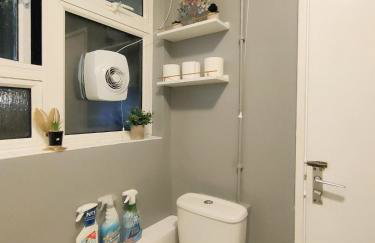 30 min walk to Central London-Paid Parking-3 Beds - Photo 15